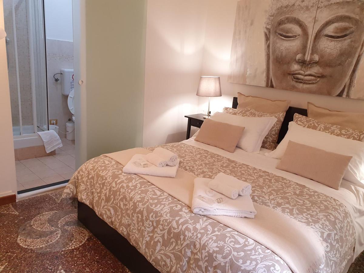 Domus La Foce Hotel 2*